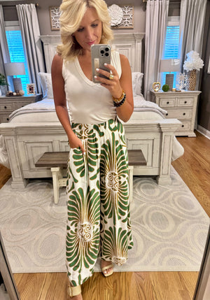 Wide Leg Printed Pant