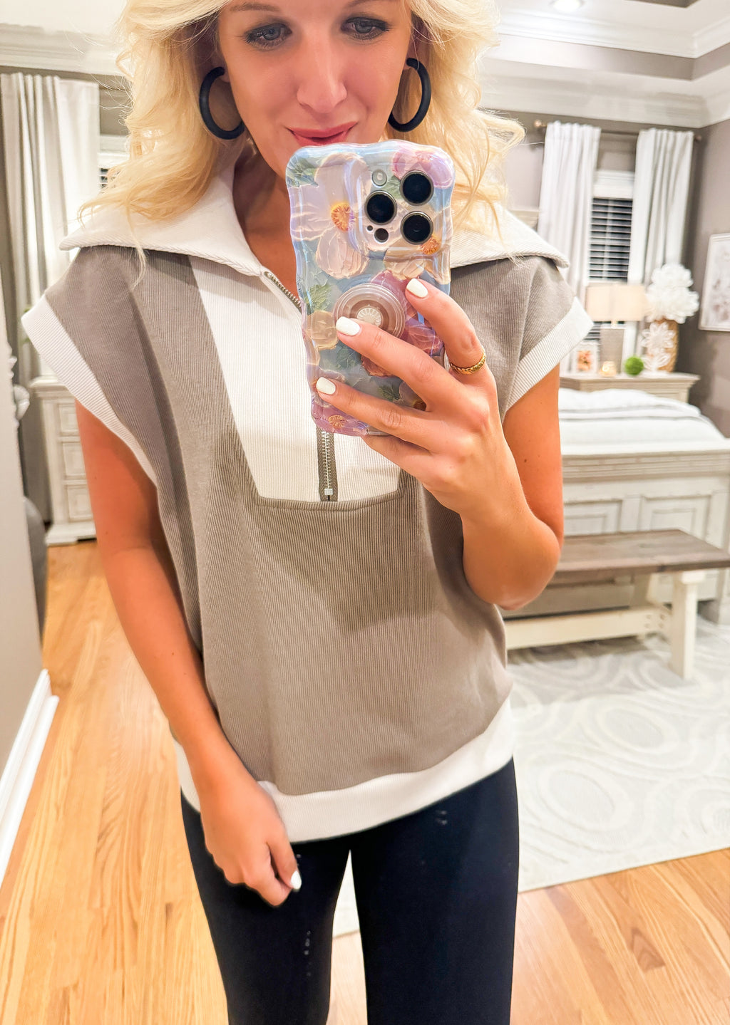 Mocha & Cream Colorblock Short Sleeve Zipper Top