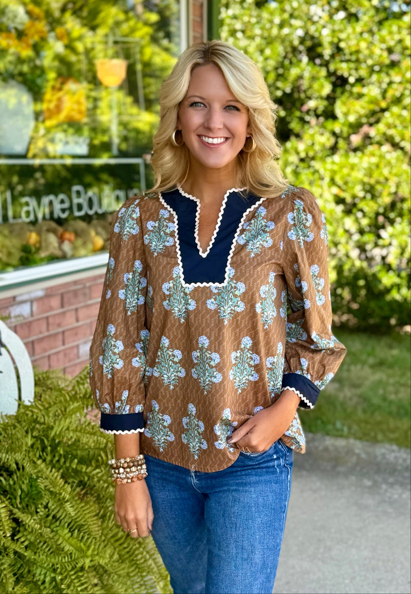 Floral Print Top with Scallop Accent Trim