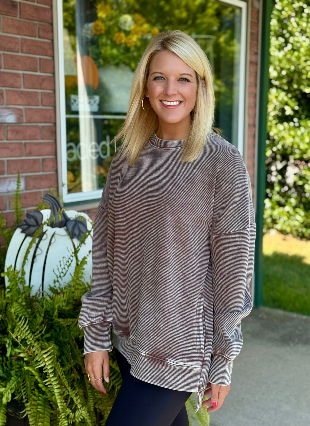 Brown Acid Wash Ribbed Pullover Tunic Top