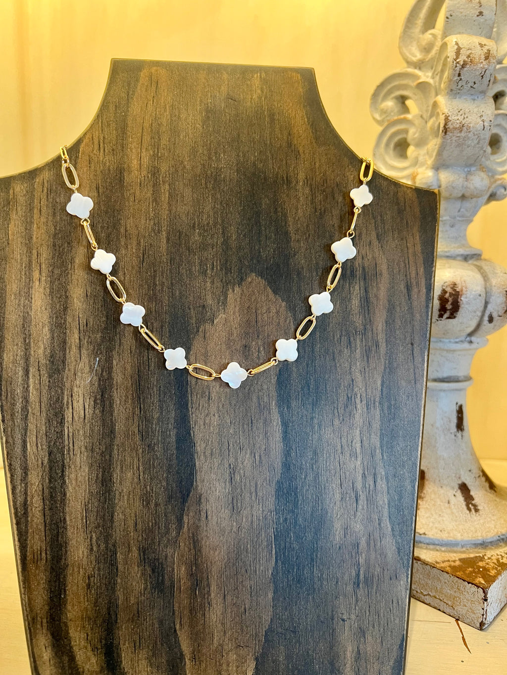 Chain Link Necklace With Mother of Pearl Clover Stations