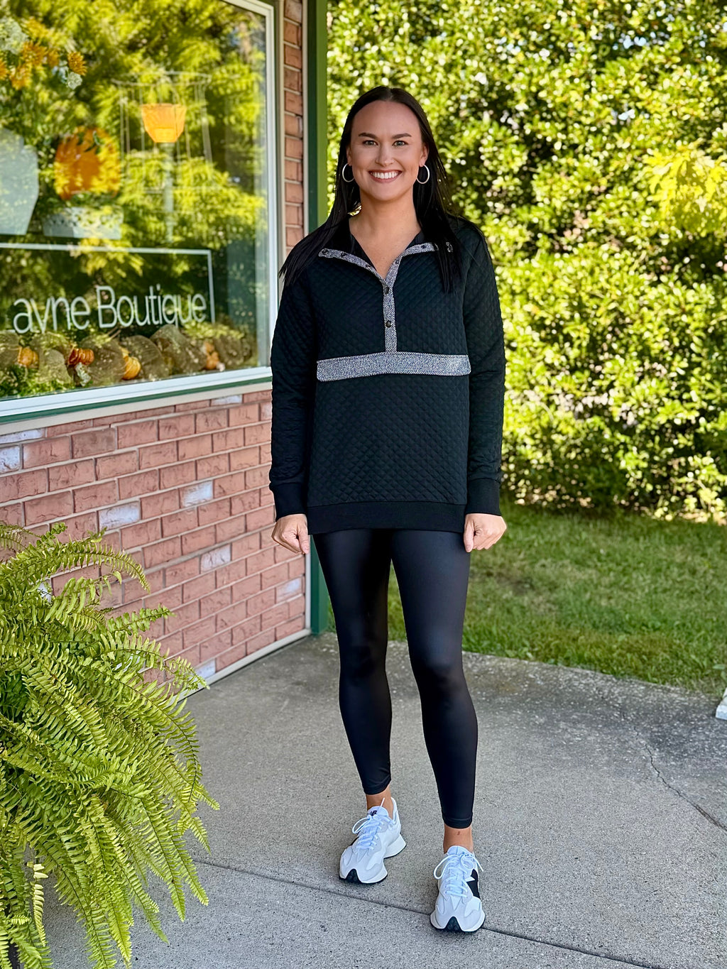 Black Quilted Hoodie Pullover with Contrast Detail
