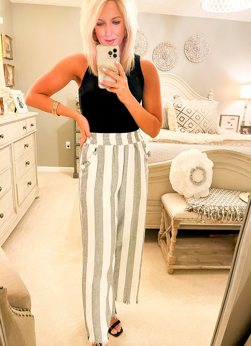 Frayed Stripped Crop Pants