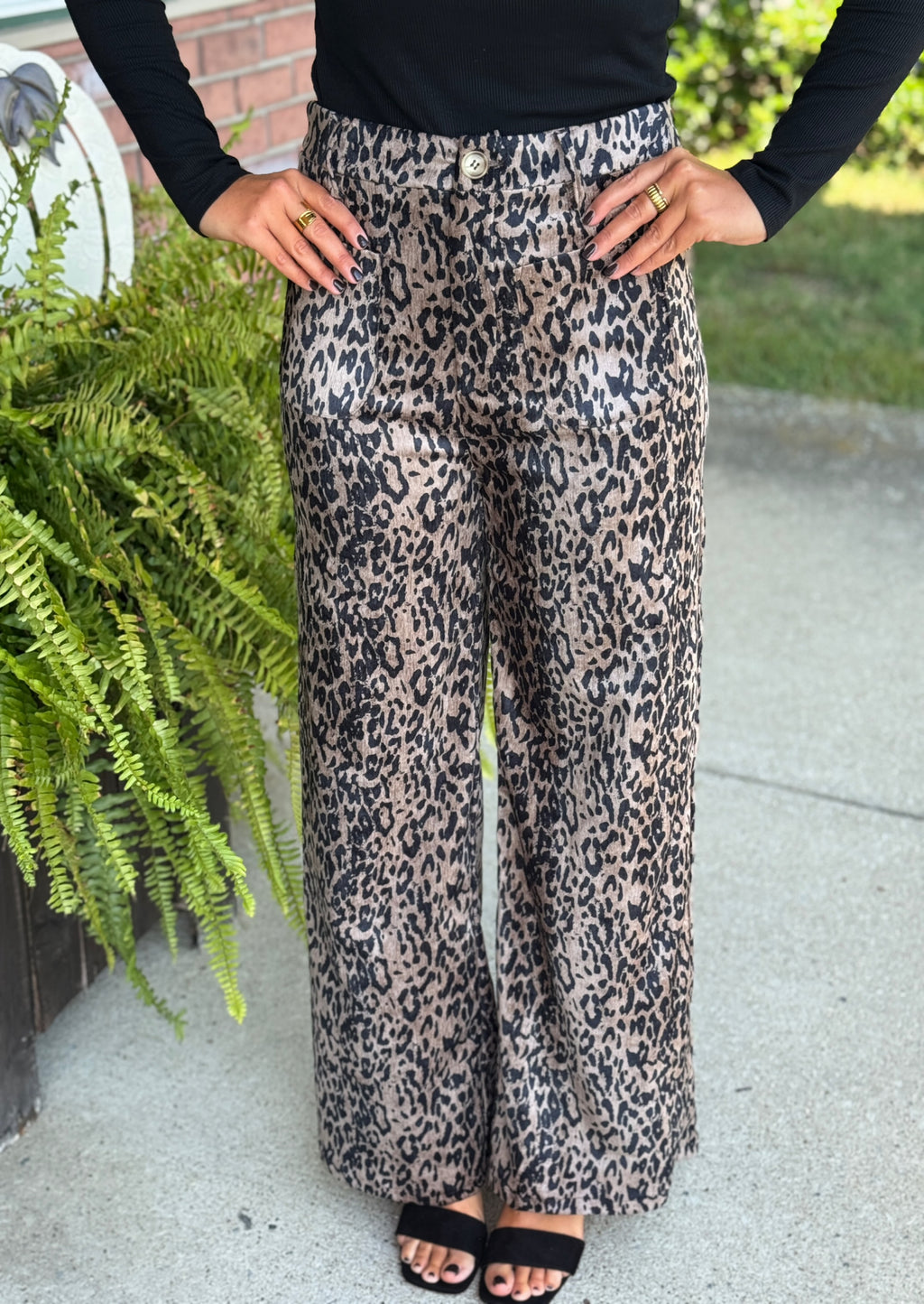 Wide Leg Blushed Fabric Cheetah Pant