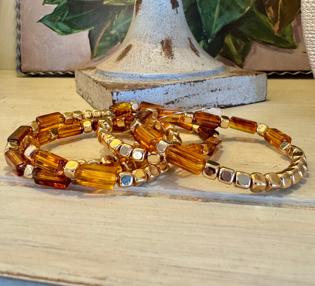 Acrylic Tortoise & Gold Beaded Bracelet Set
